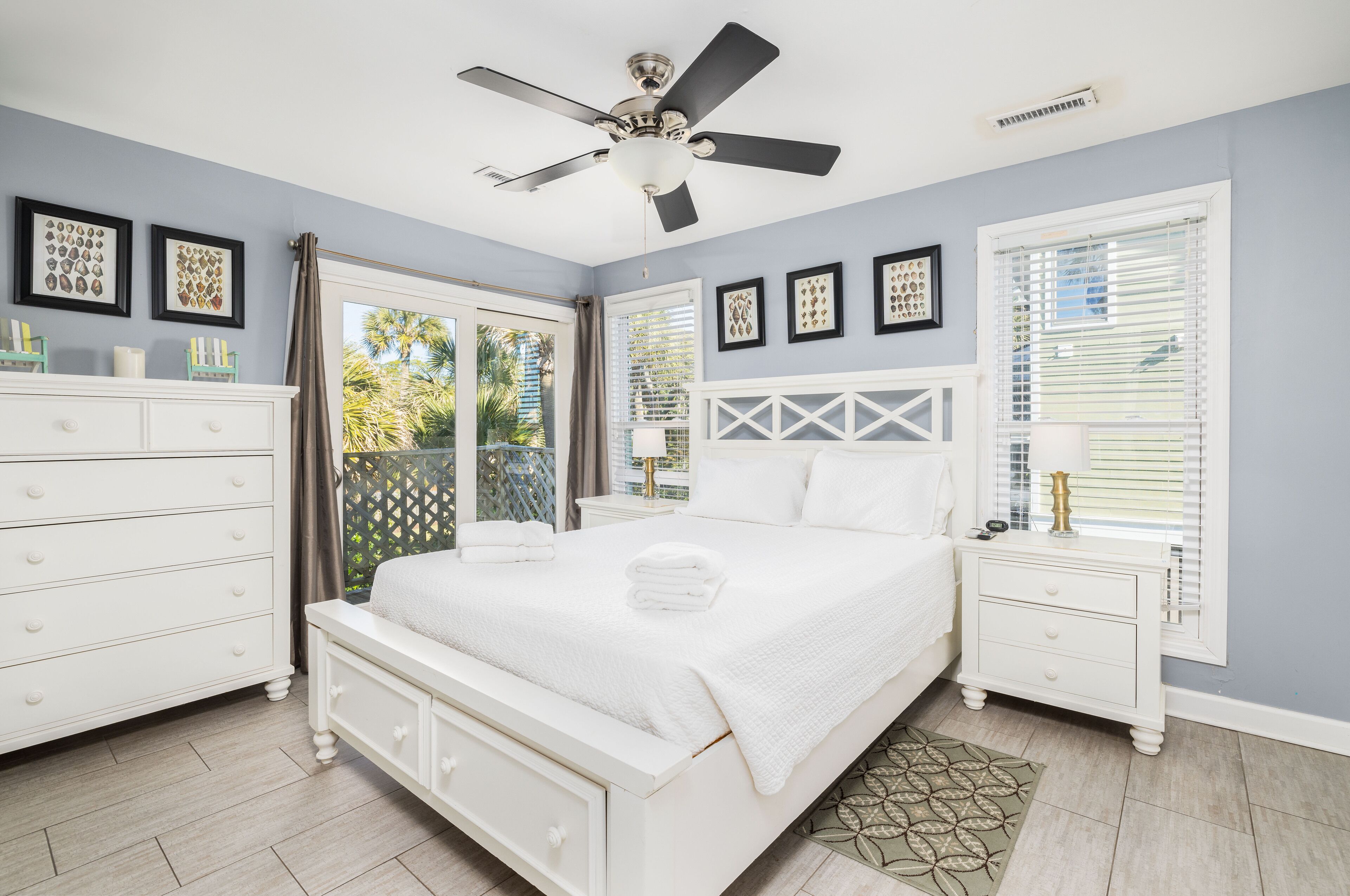 1 bedroom, iron/ironing board, internet, bed sheets