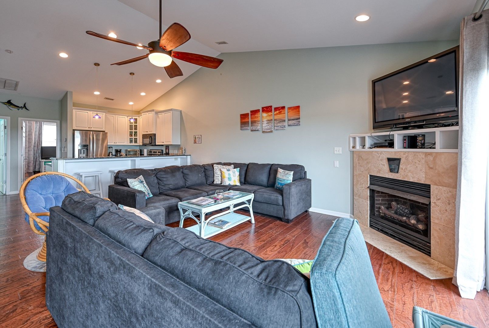 Pineapple Paradise- Now accepting 4 night stays