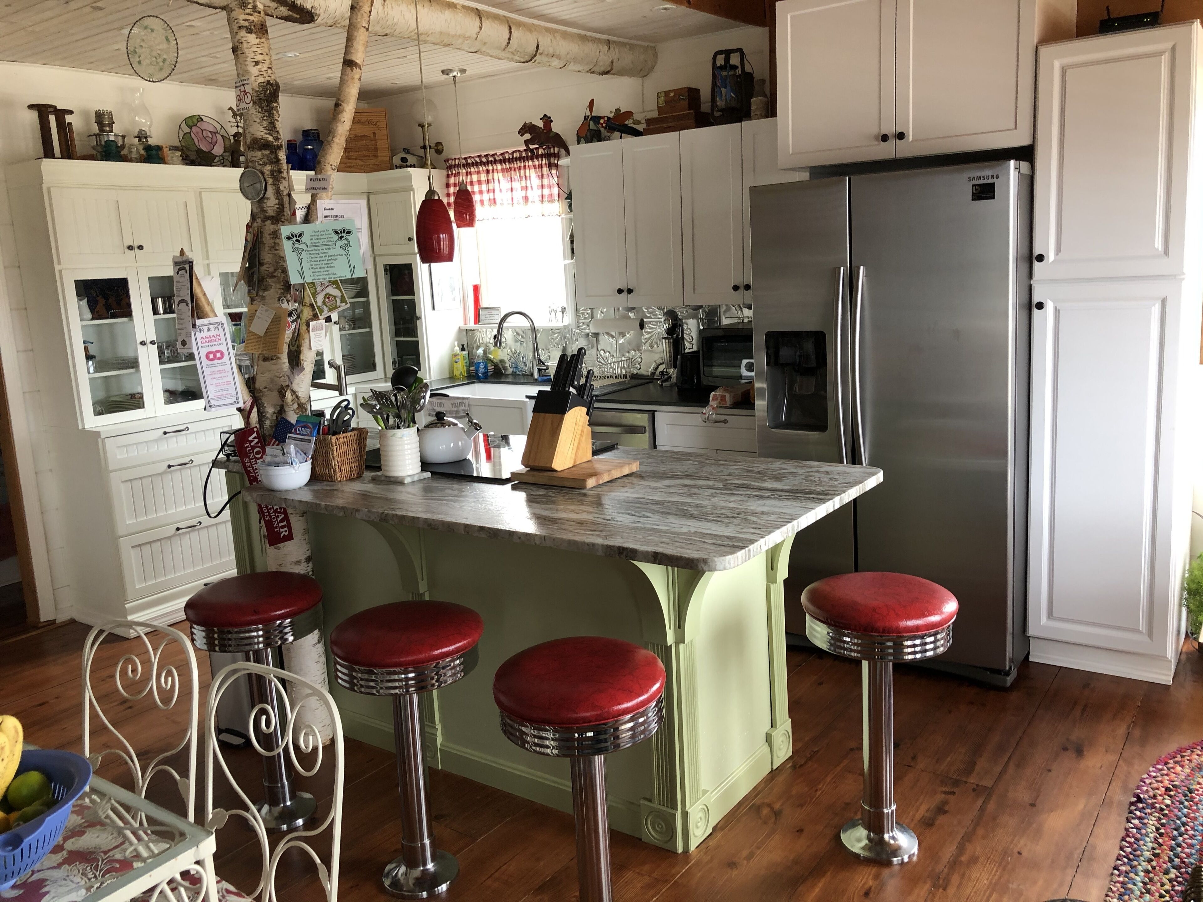 Large Secluded Vermont Rental House With Stunning Views.