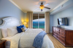 4 habitaciones, tabla de planchar con plancha y cuna de viaje 