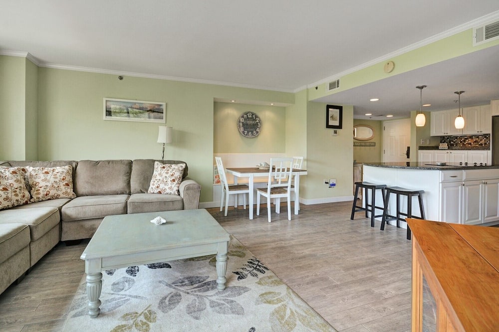 3421 Villamare ~ Enjoy Ocean Views from 4th Floor 2BR Palmetto Dunes Villa!