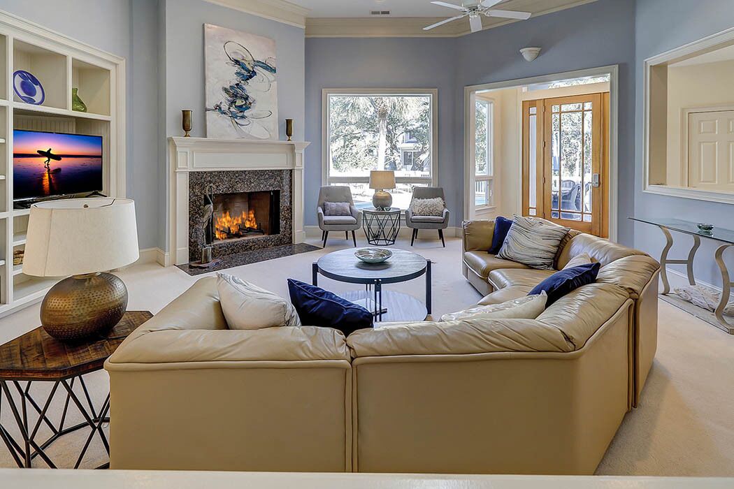 TV, fireplace, DVD player