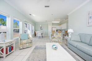 TV - Cozy 2BR Condo - Romar Lakes 103E (Orange Beach)