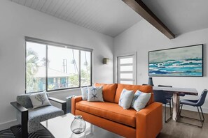 TV - Penthouse II (Kihei)