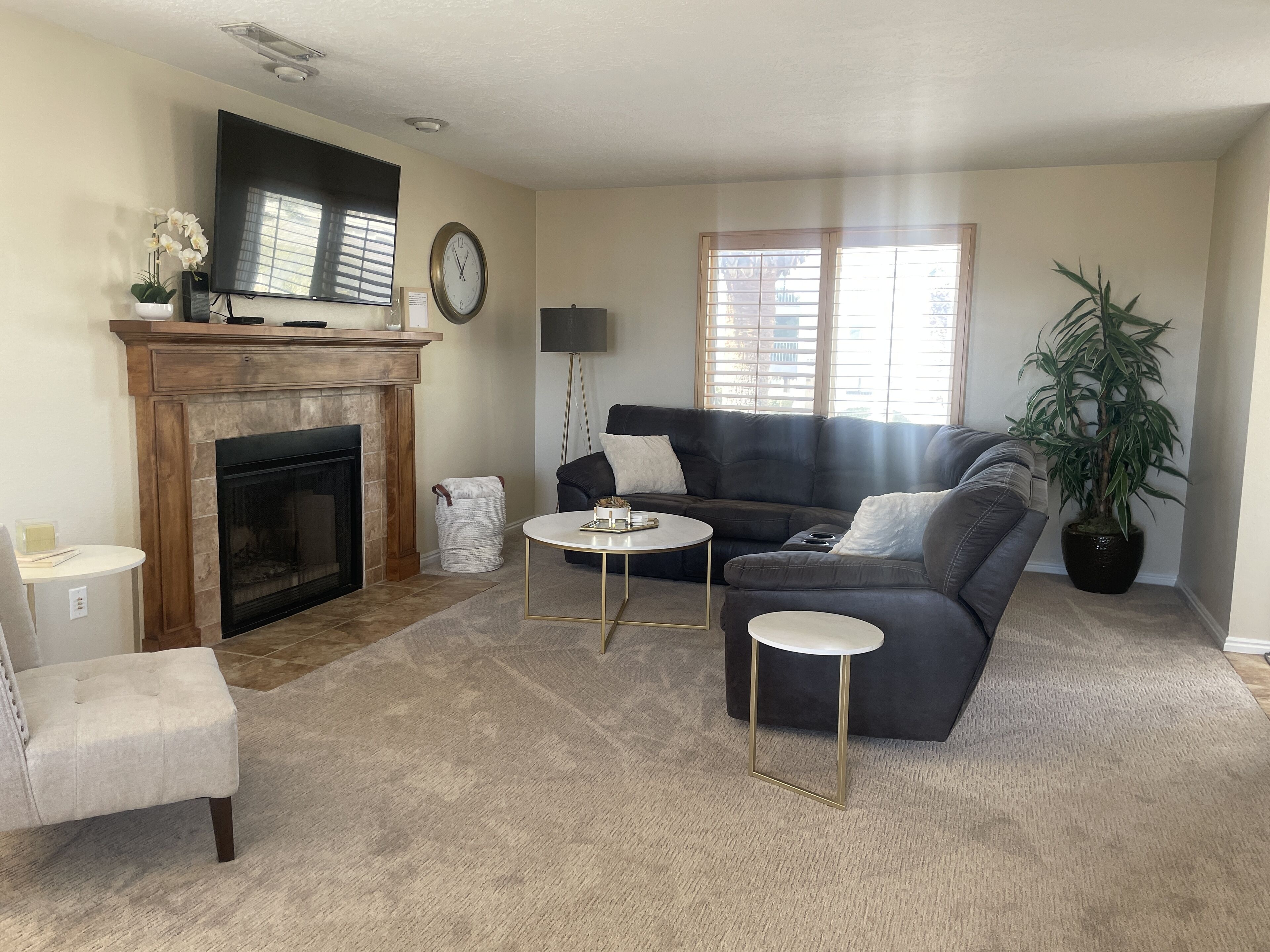 Newly Updated Las Palmas Family Paradise Retreat 