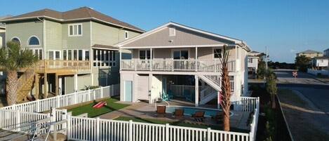 المنشأة من الخارج