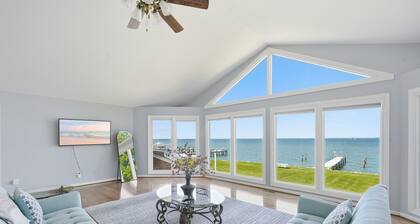 Waterfront Home on the Chesapeake Bay with Pier only 30 min from naval academy