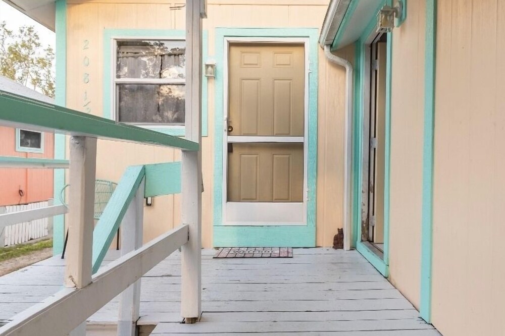 Cozy Cottage Goodland Fl.