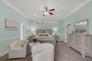 3 bedrooms, iron/ironing board, travel crib, free WiFi