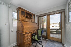 Interior - Become a Beach Bum at the Beach Bungalow - Hot Tub, Kayaks, Wi-Fi, & SAND!!! (Norfolk)