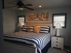 2 bedrooms, iron/ironing board, free WiFi, alarm clocks - Great Price, Clean home on Canal, huge Deck, Grill, Kayaks, Pool Great Location! (Selbyville)