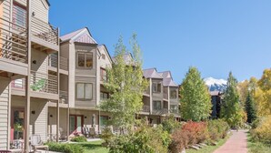 House, Multiple Beds (Viking Lodge 210 - Amazing Grace) | Property grounds - Viking Lodge 210 - Amazing Grace (Telluride)