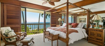 Oceanfront Corner Villa w/ Air Conditioning