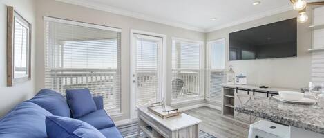 Una televisión, un reproductor de DVD