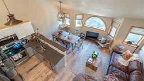 Maison, plusieurs lits (Lulu City 6F) | Coin séjour