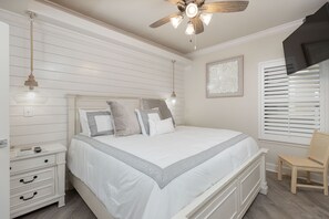 1 soverom, strykejern/-brett, wi-fi (inkludert) og sengetøy