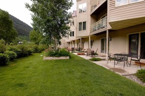 House, Multiple Beds (Viking Lodge 119) | Property grounds