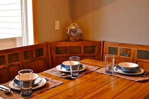 In-room dining - Viking Lodge 119 (Telluride)