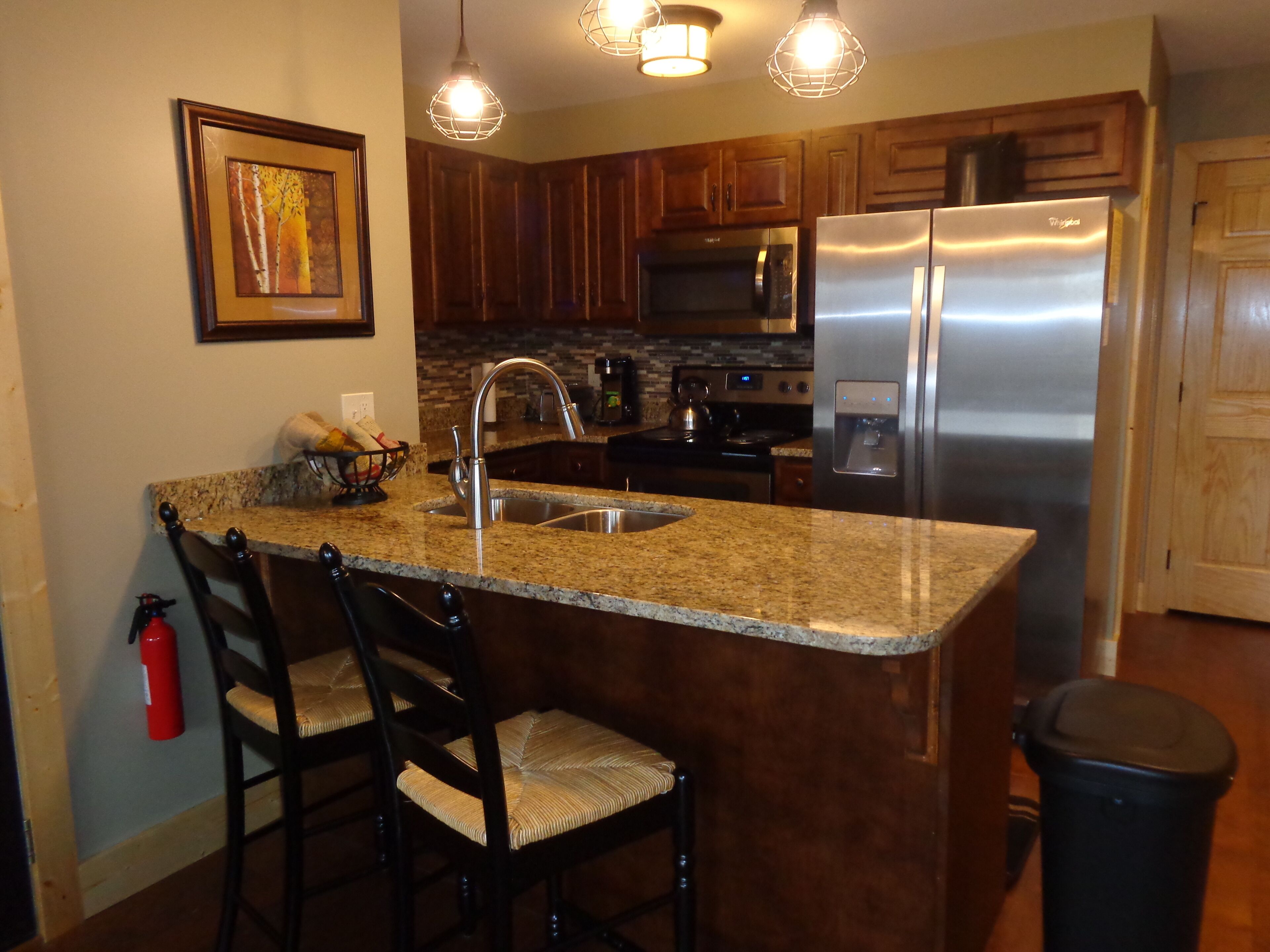 Reviews Matter! Mtn View! Newer Construction located btwn Gatlinburg & P. Forge