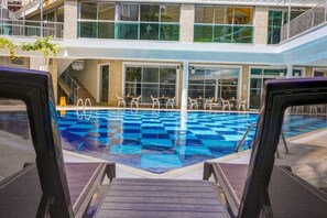 Indendørs pool, udendørs pool