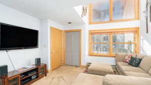 Unclassified image, 5 of 14, button - Cimarron Lodge 31 (Telluride)