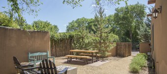 Casa Viga Grande: 2 sovrum modernt hus - i hjärtat av gamla Santa Fe