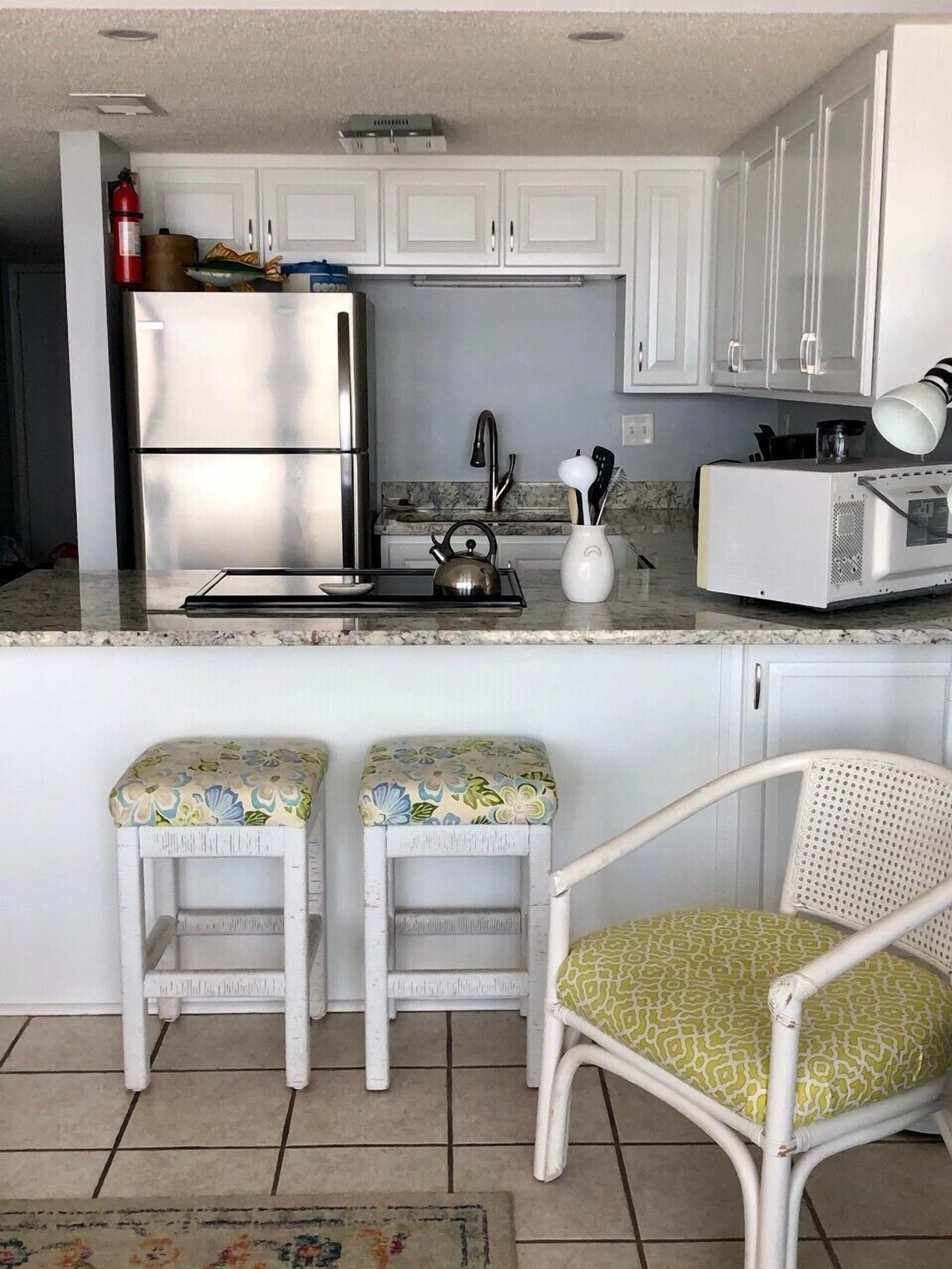 Balcony On The Beach! 