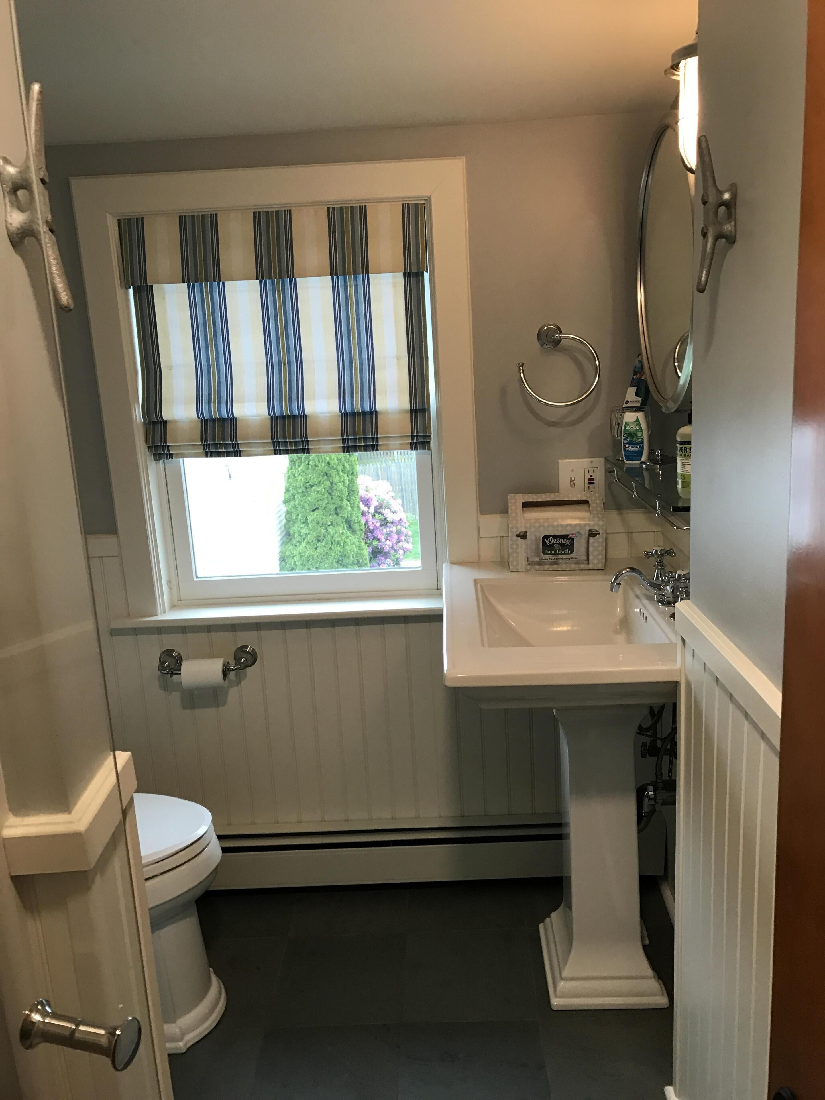 4 Bedroom Portsmouth Home On The Sakonnet River