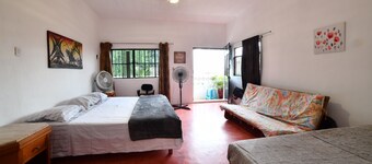 vista al mar/partial ocean view suite