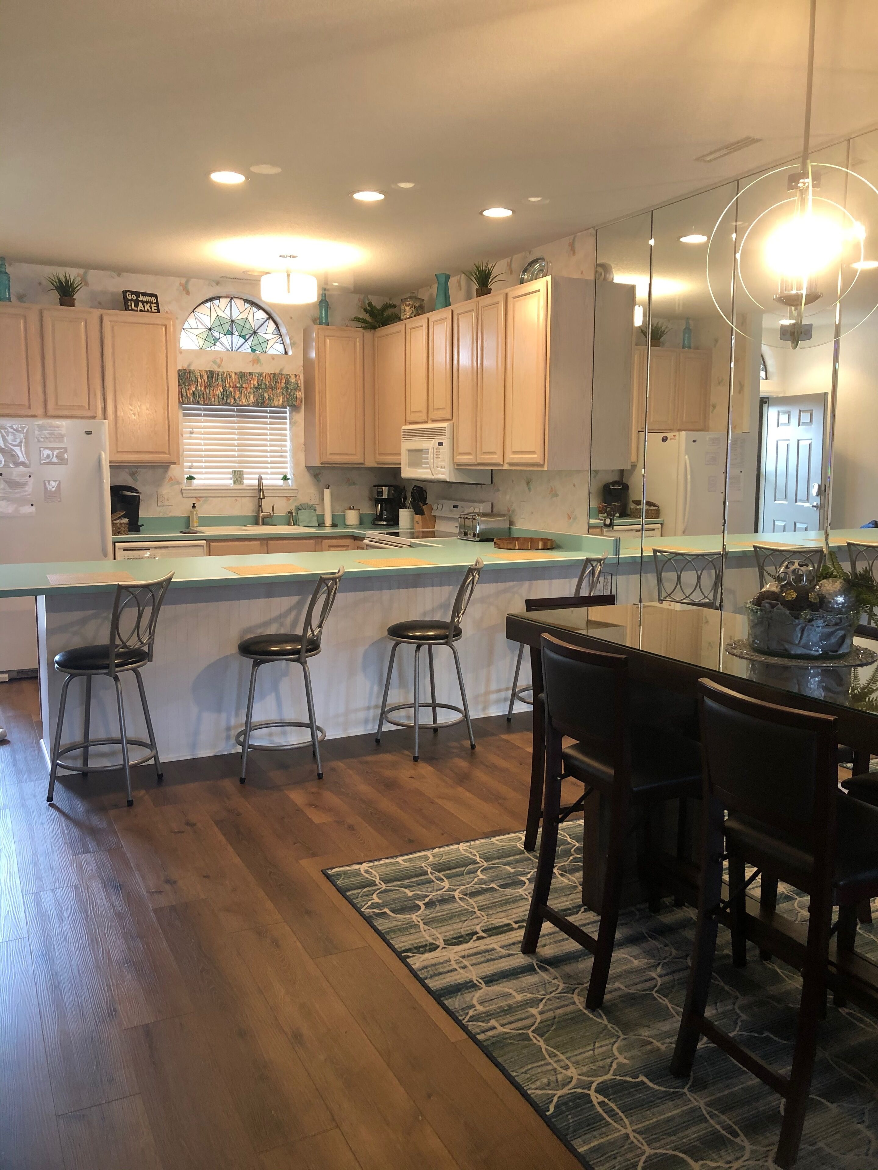 Beautiful condo at Lazy Days with great view, no wake cove, new flooring!