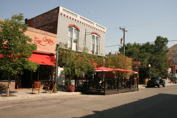 Exterior - By the River & Downtown, Beautiful, Comfortable, Kids Welcome STL# 02559535 (Salida)