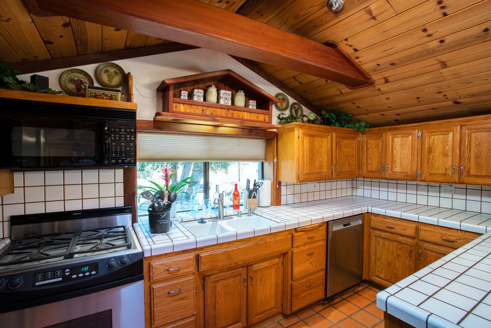 Atascadero Lodge, Loft & Lounge