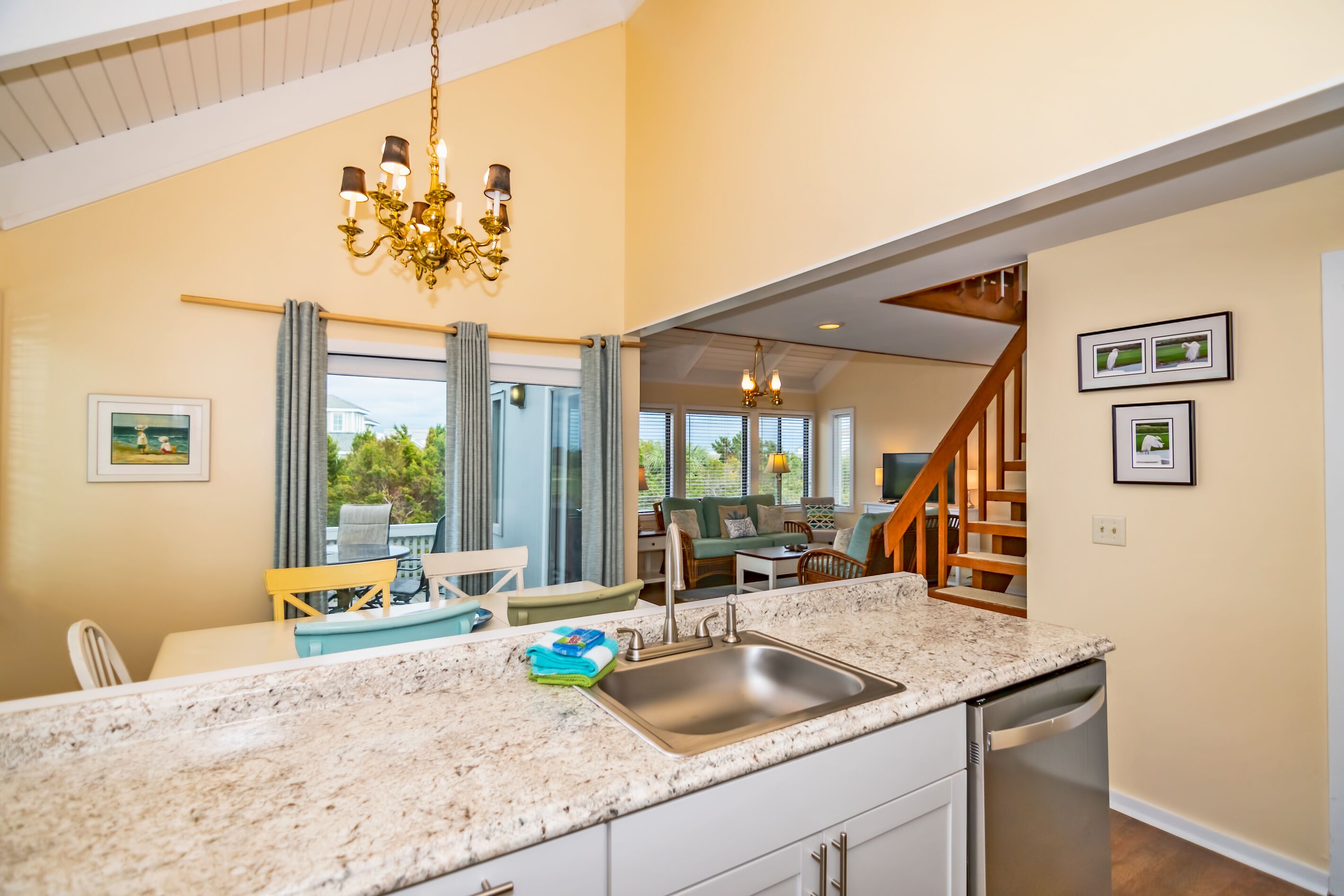 Welcome to Birdwatchers Roost for Baldhead Island