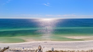 On the beach - Destin West Gulfside 308 ~ Amazing Beach View ~ Free Beach Service! (Fort Walton Beach)
