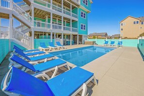 Outdoor pool, a heated pool - Premier Oceanfront Dog Friendly w/ Pool, Hot Tub, Elevator, Theater and Game Rms (Rodanthe)