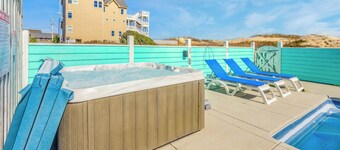 Premier Oceanfront Dog Friendly w/ Pool, Hot Tub, Elevator, Theater and Game Rms