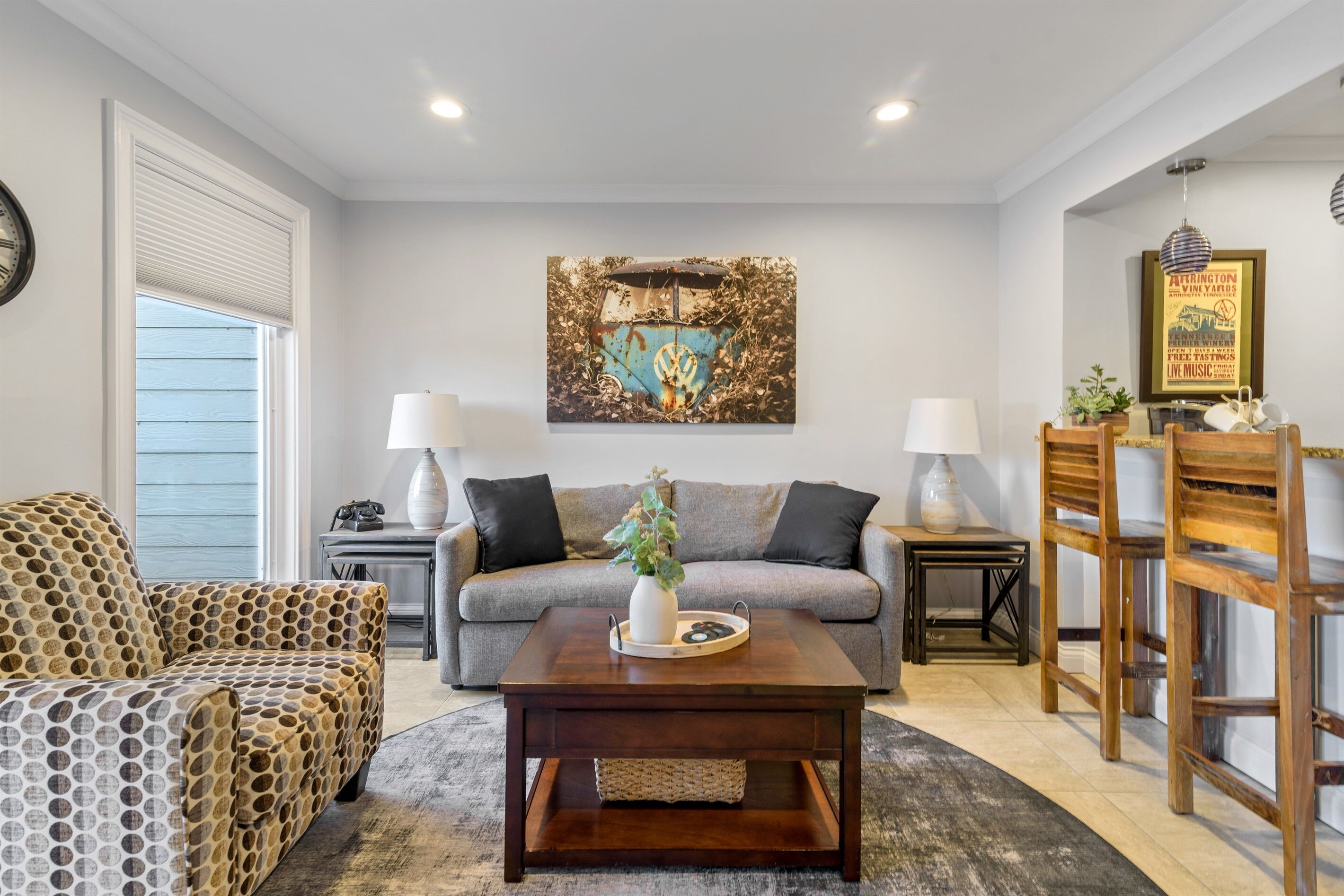 Riverfront Delight on the Cumberland:Downtown Condo