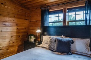4 dormitorios, tabla de planchar con plancha, wifi gratis y ropa de cama