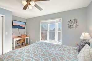 4 makuuhuonetta, työpöytä, silitysrauta/-lauta, ilmainen Wi-Fi