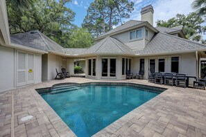Beheizter Pool