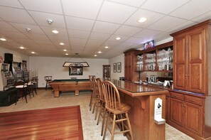 Bar (en la propiedad)