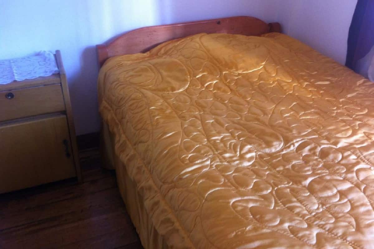 Wifi gratis y ropa de cama