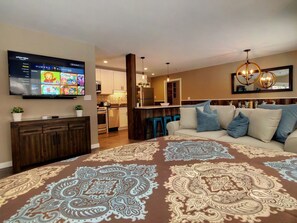 1 habitación, tabla de planchar con plancha, wifi y ropa de cama 