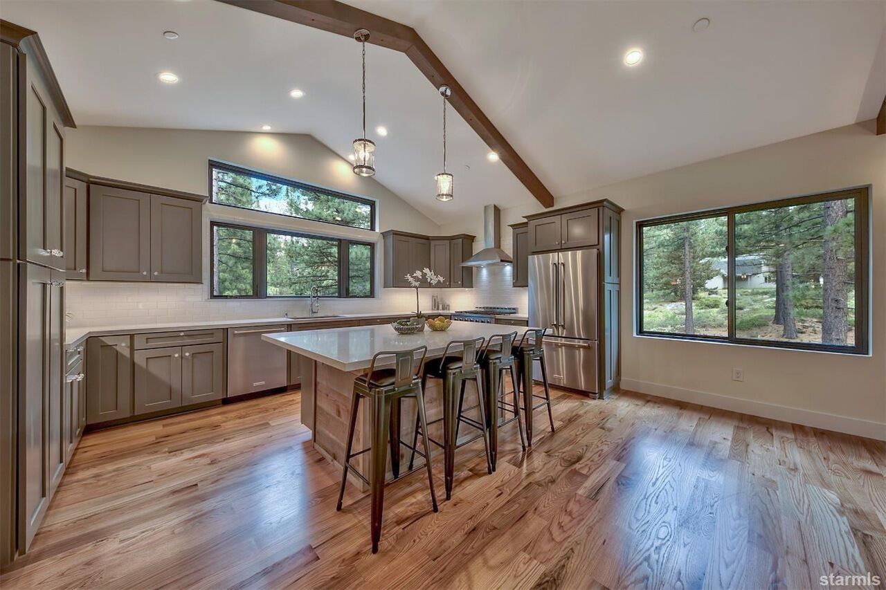 * Brand New Home *Game & Theater Room * 4000 Sqft 