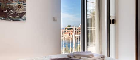 1 bedroom, in-room safe, iron/ironing board, WiFi