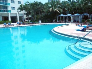 A heated pool - Beautiful/Spacious Ocean Reserve Sunny Isles Beach #STR-02481 (Sunny Isles Beach)