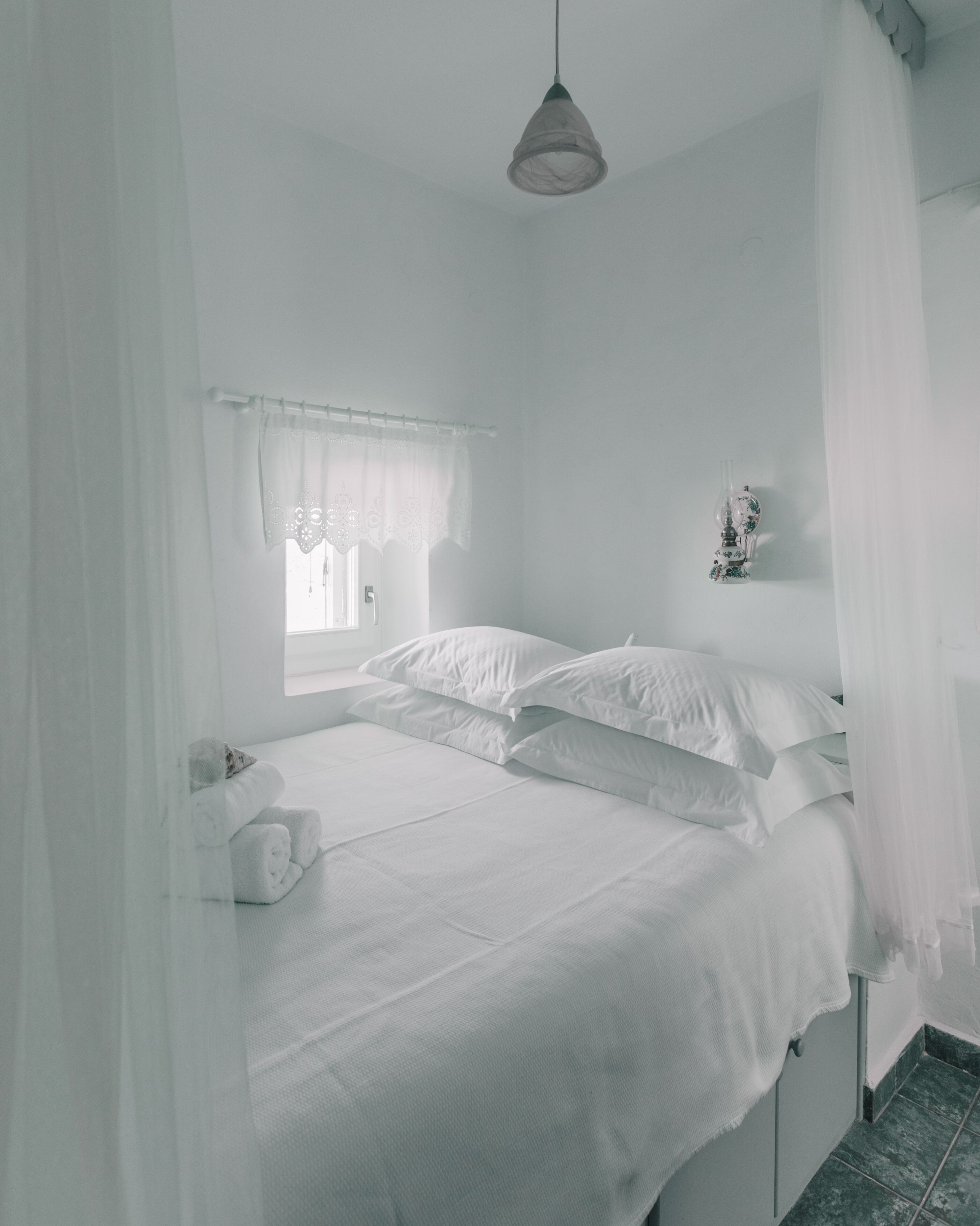 Waterfront House - a doorstep from the sea