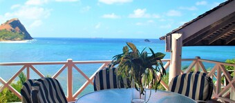 4 Bedroom, 4 bathroom Villa on the Beach 