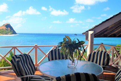 4 Bedroom, 4 bathroom Villa on the Beach 