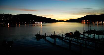 Luxury Waterfront Retreat Right on the Ocean with Pool, Hot Tub and Private Dock